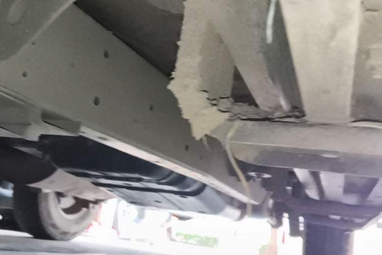 Used Roewe W5 2013 1.8T 2WD Automatic Xingyu Edition Chassis Rear Left