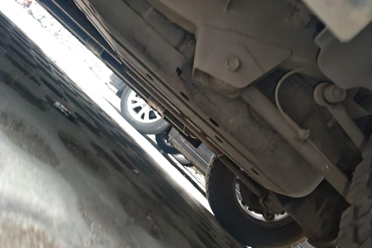 Used Roewe W5 2013 1.8T 2WD Automatic Xingyu Edition Chassis Rear Left
