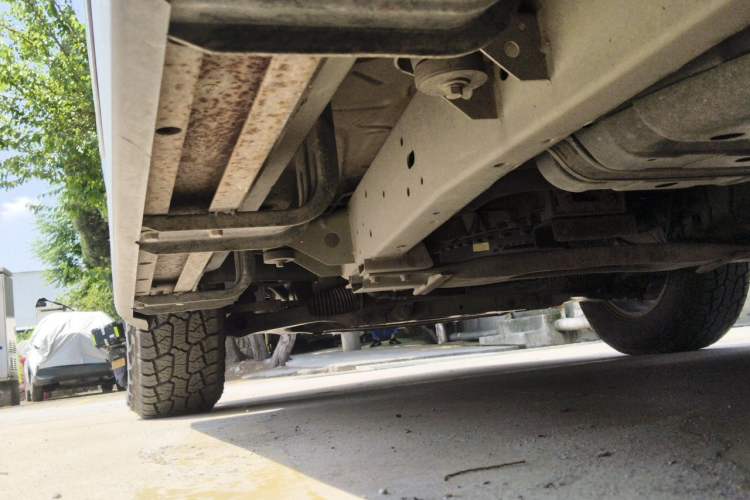 Used Roewe W5 2013 1.8T 2WD Automatic Xingyu Edition Chassis Rear Left