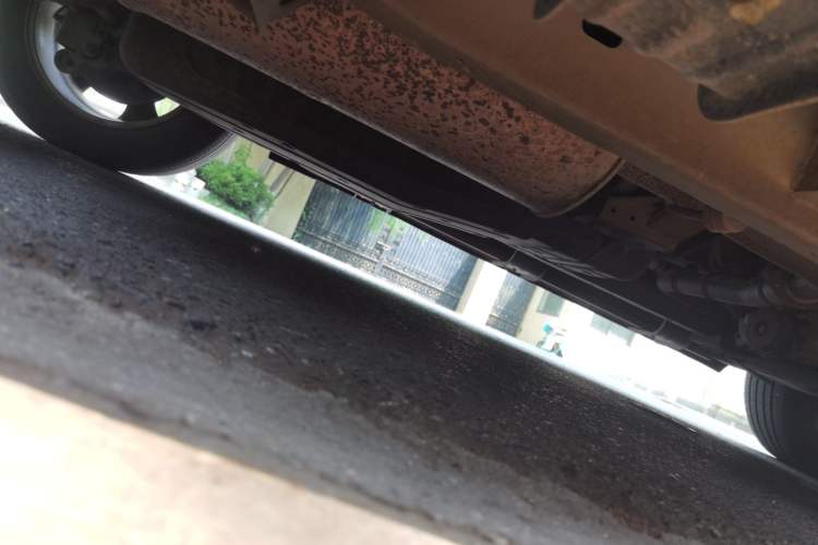 Used Roewe W5 2013 1.8T 4WD Automatic High-End Model Chassis Rear Right
