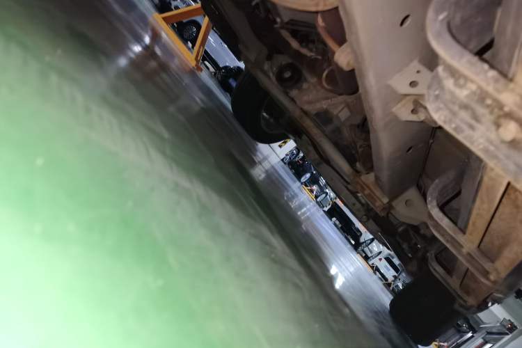 Used Roewe W5 2013 1.8T 4WD Automatic High-End Model Chassis Rear Right