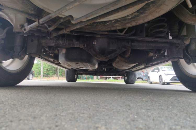 Used Roewe W5 2013 1.8T 4WD Automatic High-End Model Chassis Rear