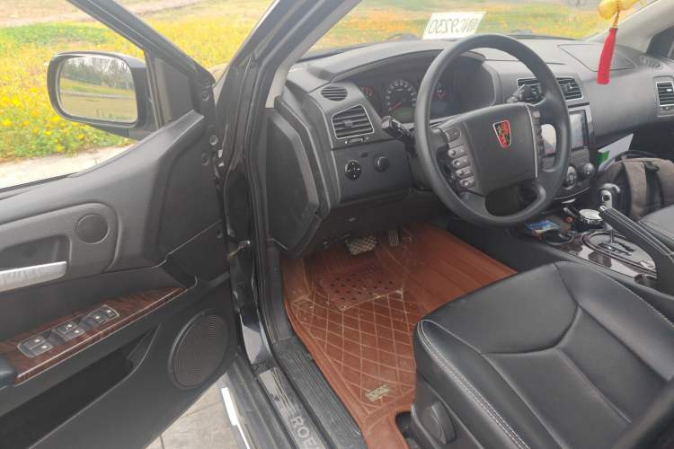 Used Roewe W5 2013 1.8T 2WD Automatic Xingyu Edition Driver Seat