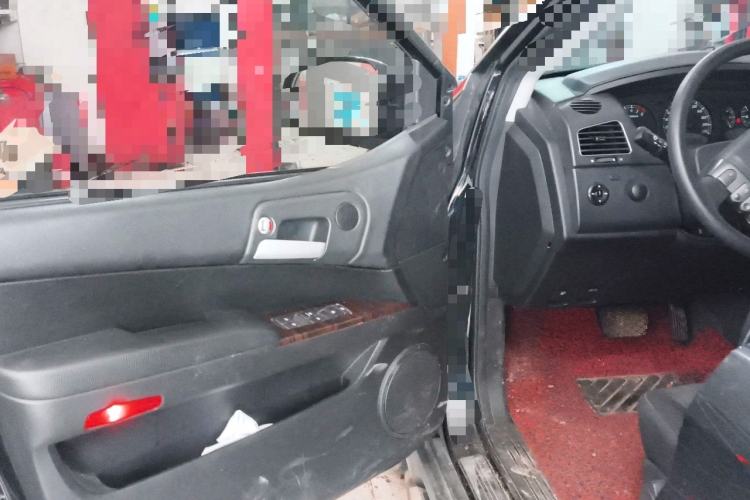 Used Roewe W5 2013 1.8T 2WD Automatic Xingyu Edition Driver Seat