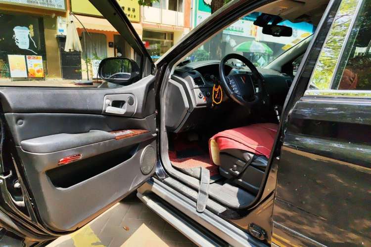 Used Roewe W5 2013 1.8T 4WD Automatic High-End Model Driver Seat