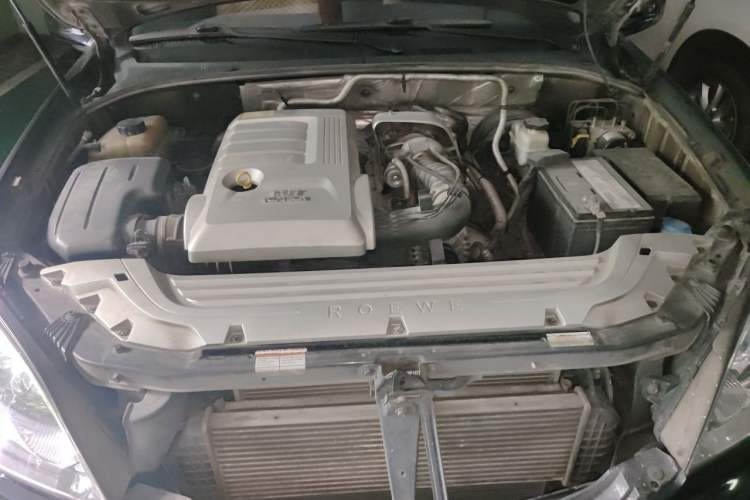 Used Roewe W5 2013 1.8T 2WD Automatic Xingyu Edition Engine Bay
