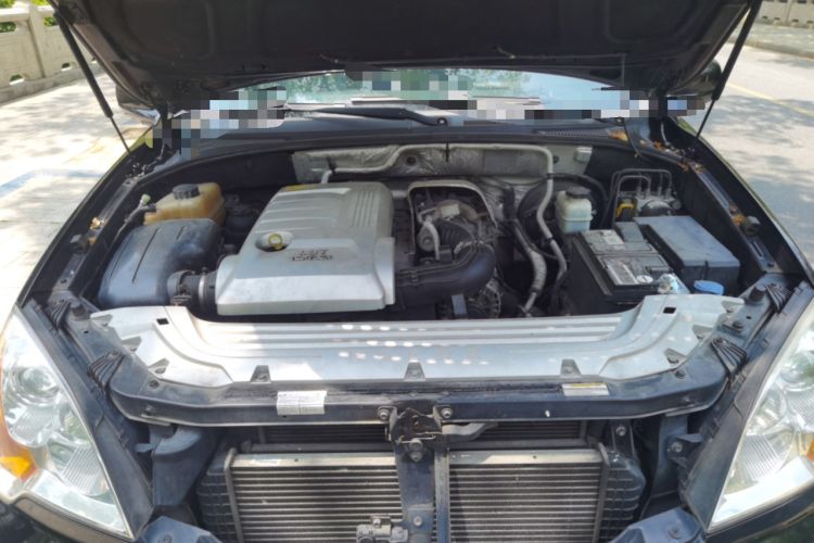 Used Roewe W5 2013 1.8T 4WD Automatic High-End Model Engine Bay