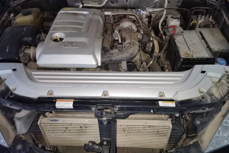 Used Roewe W5 2013 1.8T 4WD Automatic High-End Model Engine Bay