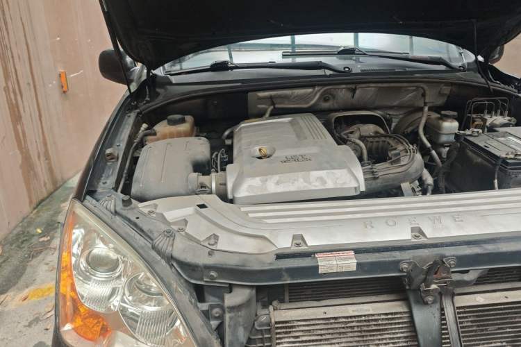 Used Roewe W5 2013 1.8T 2WD Automatic Xingyu Edition Engine Bay Right