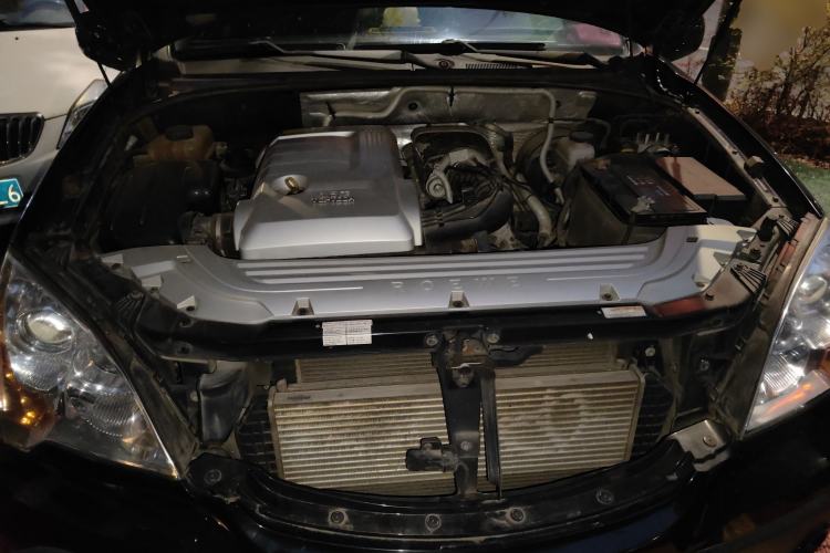 Used Roewe W5 2013 1.8T 4WD Automatic High-End Model Engine Bay