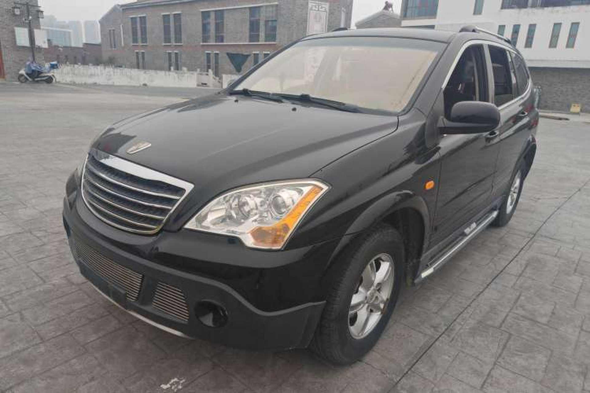 Used Roewe W5 2013 1.8T 2WD Automatic Xingyu Edition Front Left 45 Deg