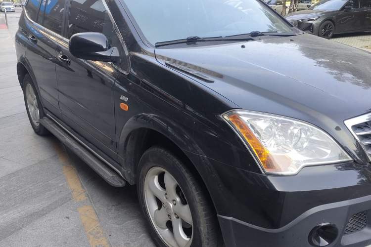 Used Roewe W5 2013 1.8T 4WD Automatic High-End Model Front Right 45 Deg