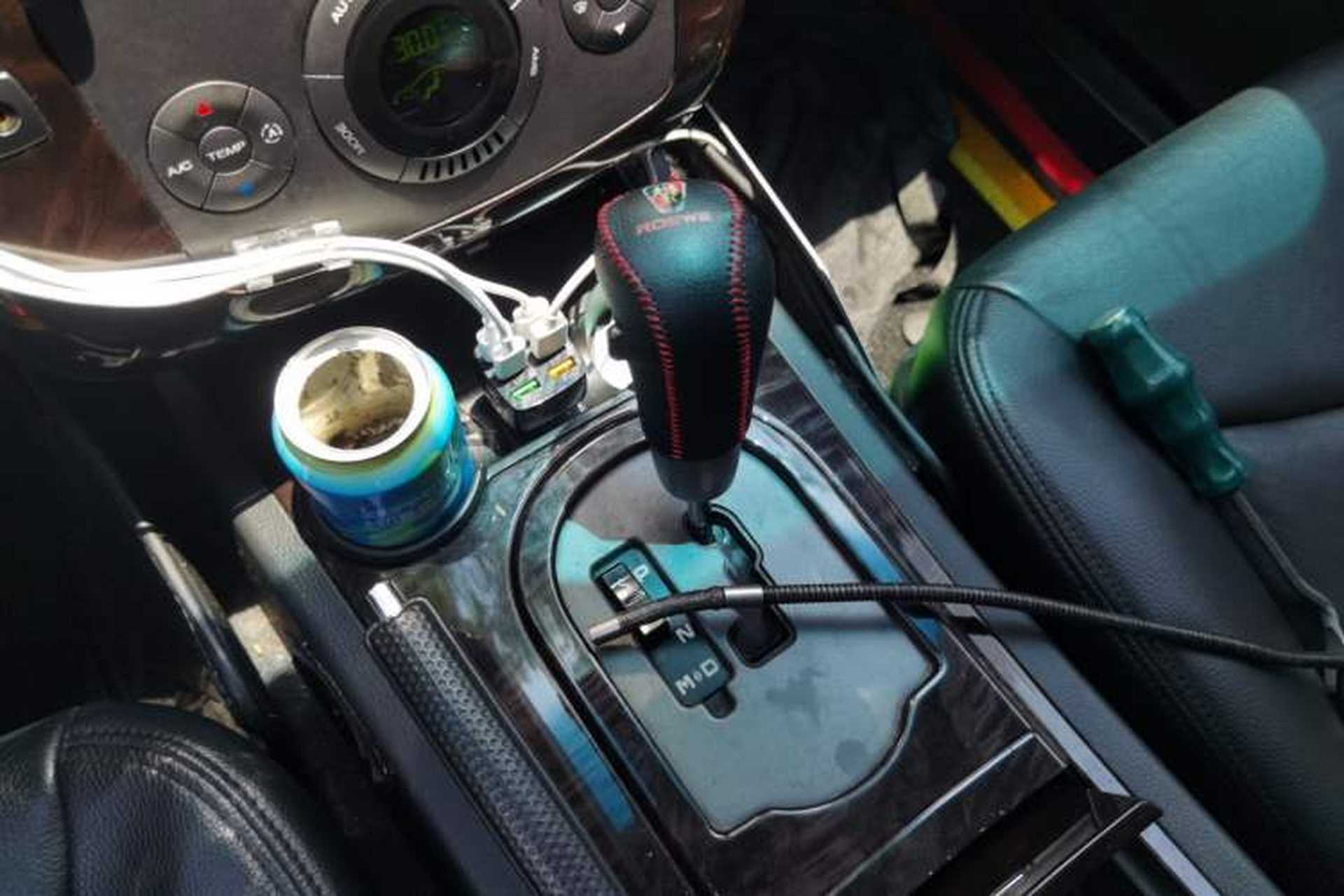 Used Roewe W5 2013 1.8T 4WD Automatic High-End Model Gear Lever