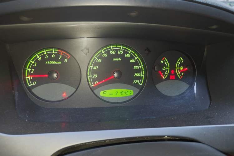 Used Roewe W5 2013 1.8T 2WD Automatic Xingyu Edition Instrument Cluster