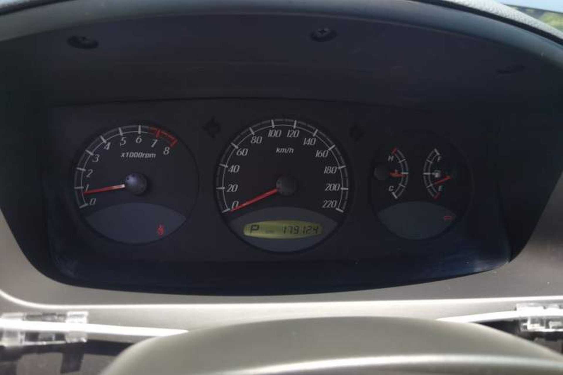 Used Roewe W5 2013 1.8T 4WD Automatic High-End Model Instrument Cluster