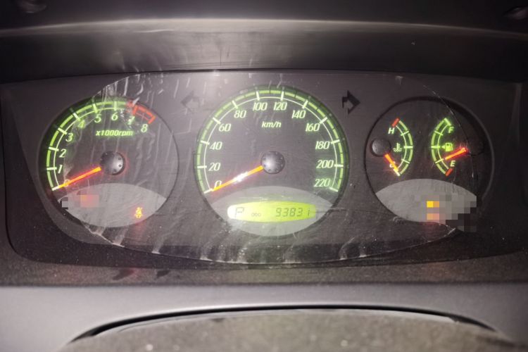 Used Roewe W5 2013 1.8T 4WD Automatic High-End Model Instrument Cluster