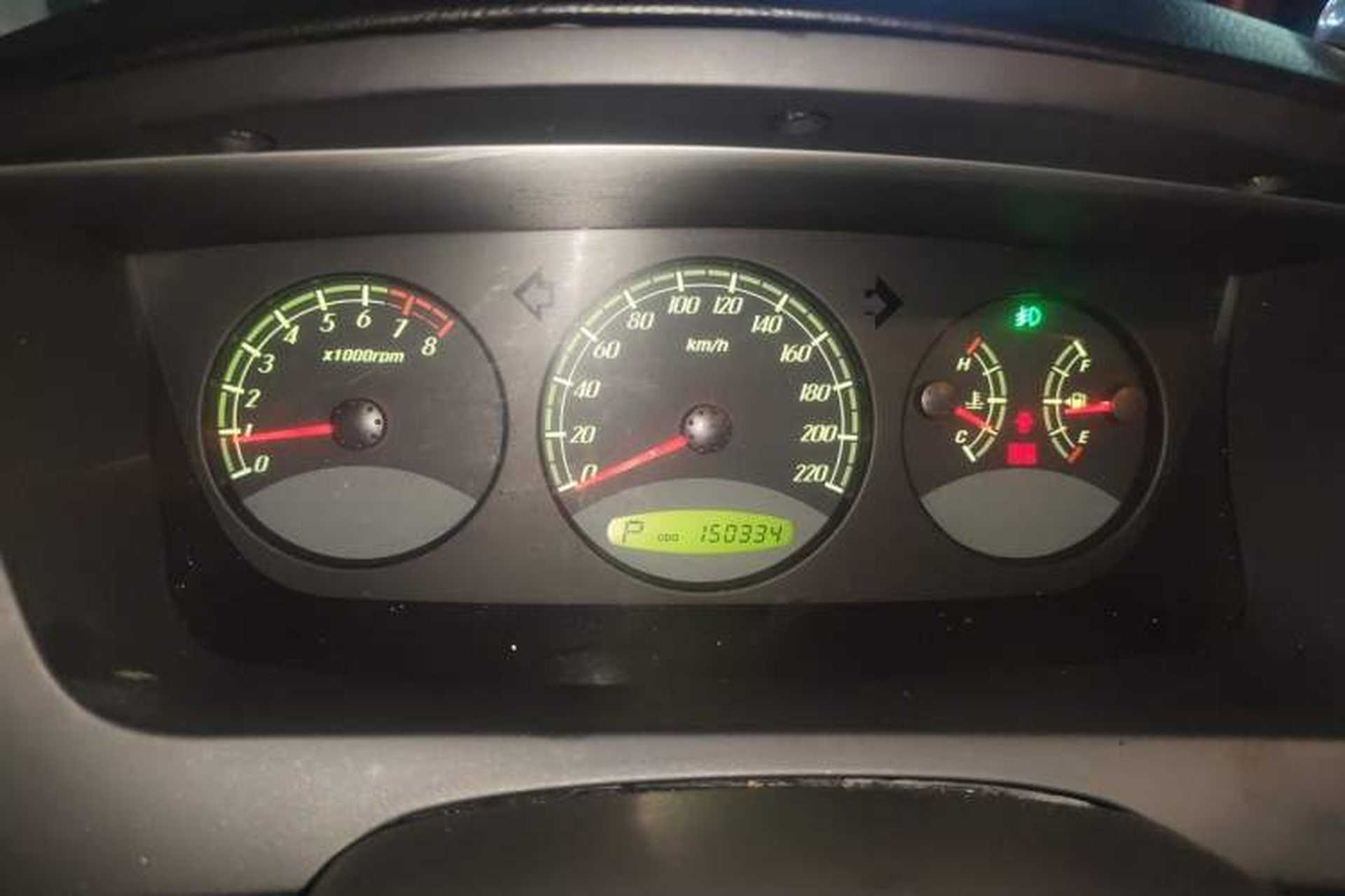 Used Roewe W5 2013 1.8T 4WD Automatic High-End Model Instrument Cluster