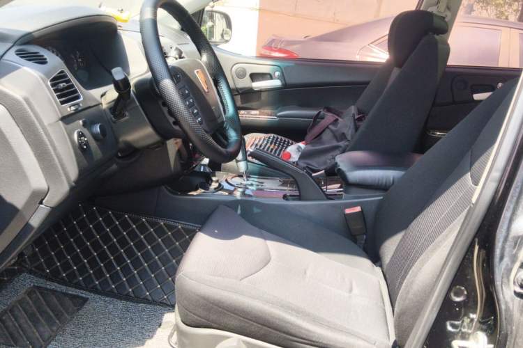 Used Roewe W5 2013 1.8T 2WD Automatic Xingyu Edition Left Front Seat