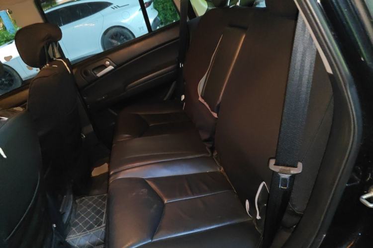 Used Roewe W5 2013 1.8T 4WD Automatic High-End Model Left Rear Seat