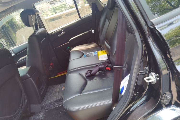 Used Roewe W5 2013 1.8T 4WD Automatic High-End Model Left Rear Seat