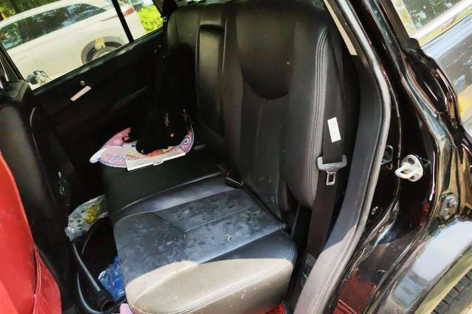 Used Roewe W5 2013 1.8T 4WD Automatic High-End Model Left Rear Seat