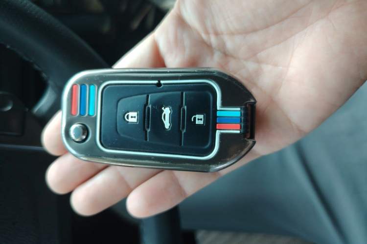 Used Roewe W5 2013 1.8T 2WD Automatic Xingyu Edition Vehicle Key