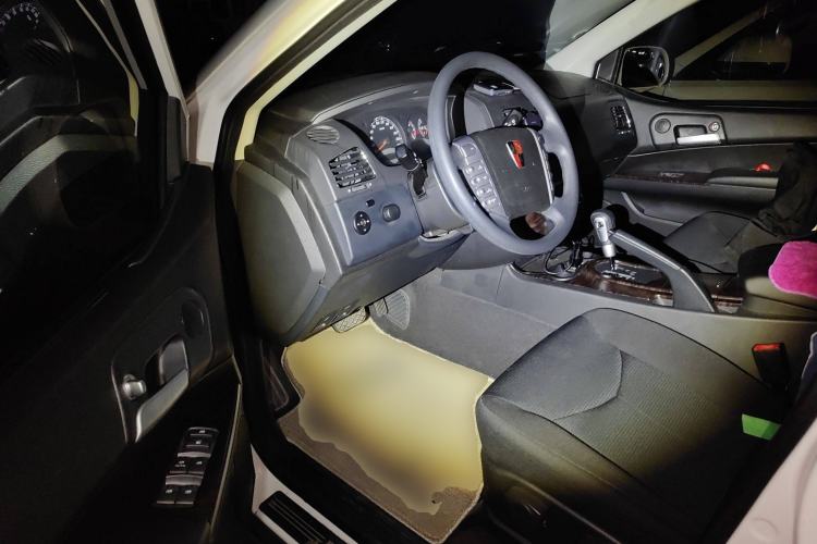 Used Roewe W5 2013 1.8T 2WD Automatic Xingyu Edition Driver Seat