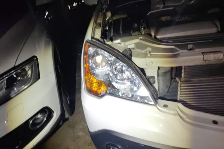 Used Roewe W5 2013 1.8T 2WD Automatic Xingyu Edition Right Front Headlight
