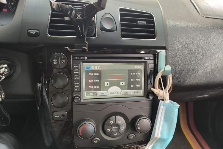 Used Roewe W5 2013 1.8T 2WD Manual Chiyu Edition Audio And AC Panel