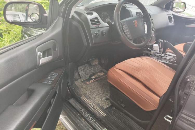 Used Roewe W5 2013 1.8T 4WD Automatic High-End Model Driver Seat