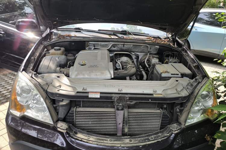 Used Roewe W5 2013 1.8T 2WD Manual Chiyu Edition Engine Bay