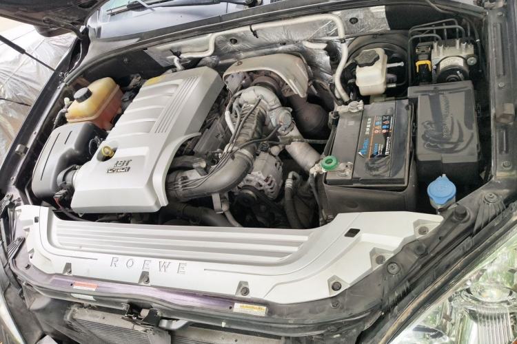 Used Roewe W5 2013 1.8T 4WD Automatic High-End Model Engine Bay