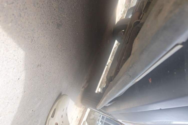 Used Roewe W5 2013 1.8T 4WD Automatic High-End Model Chassis Front Left
