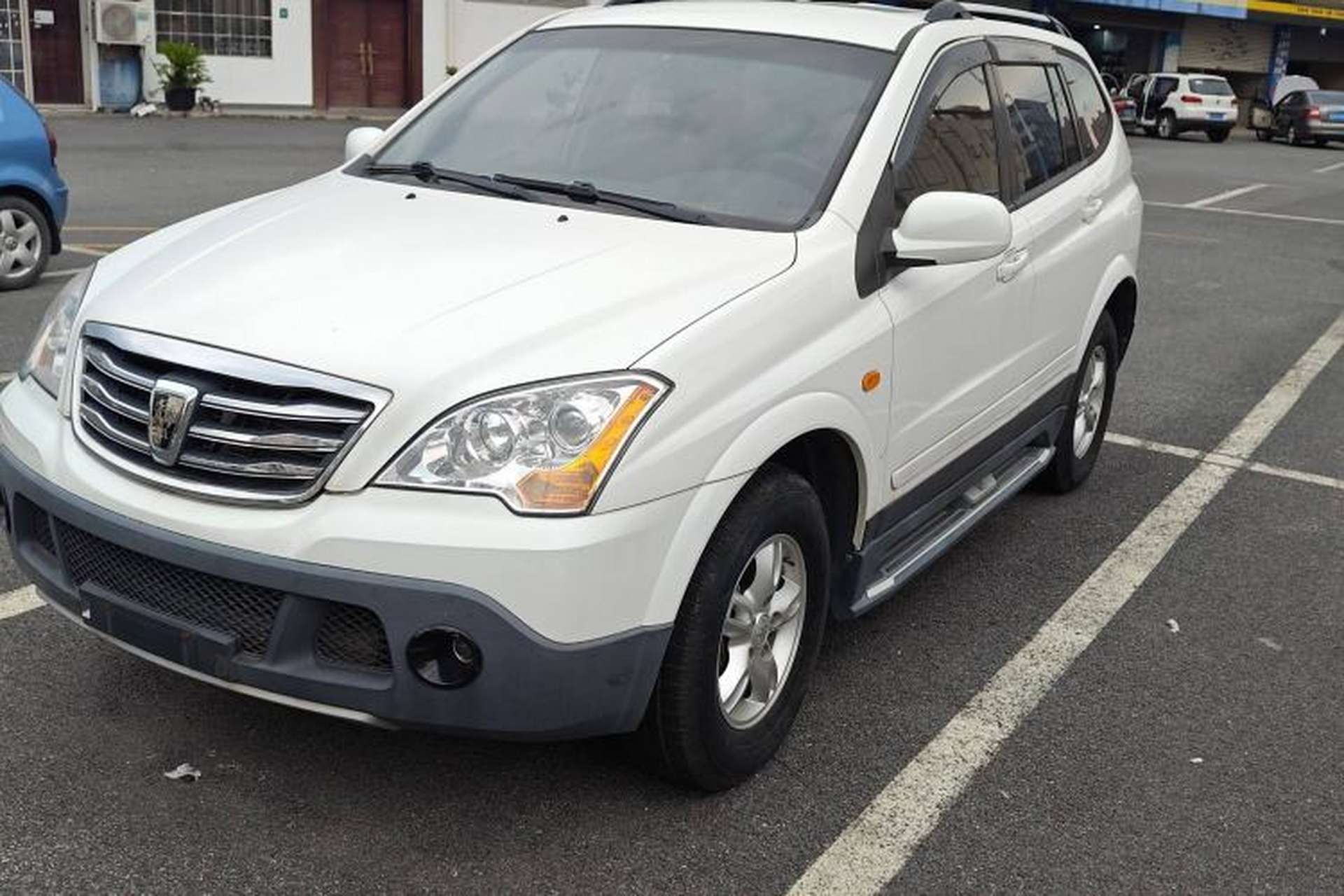 Used Roewe W5 2013 1.8T 2WD Automatic Xingyu Edition Front Left 45 Deg