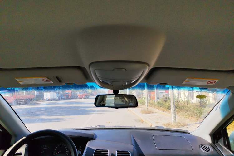 Used Roewe W5 2013 1.8T 4WD Automatic Executive Edition Headliner