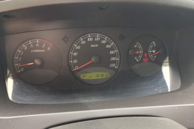 Used Roewe W5 2013 1.8T 4WD Automatic High-End Model Instrument Cluster