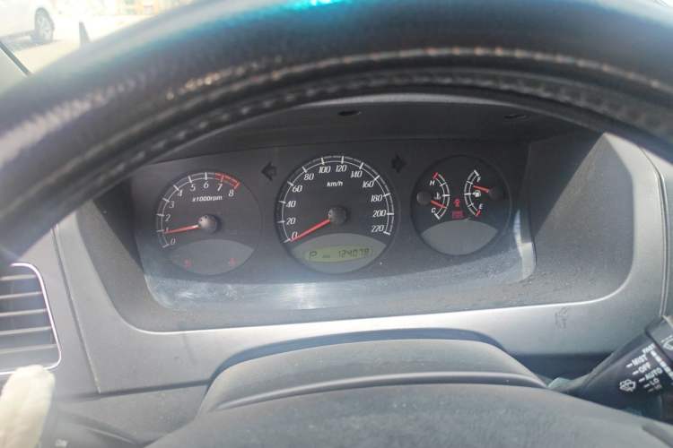 Used Roewe W5 2013 1.8T 4WD Automatic High-End Model Instrument Cluster