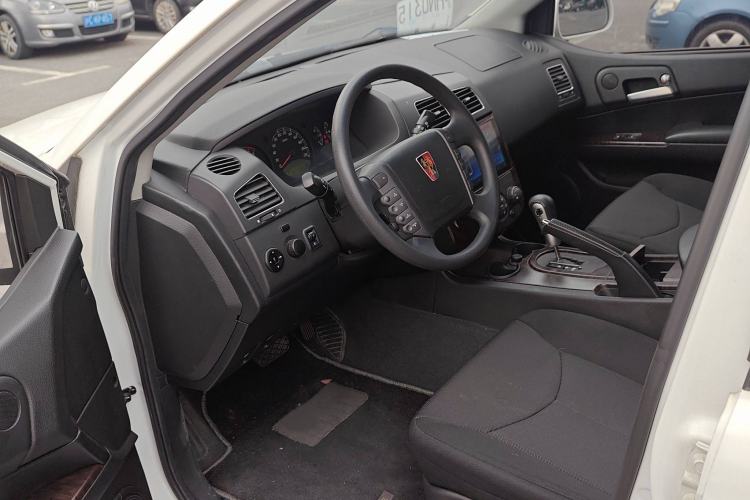 Used Roewe W5 2013 1.8T 2WD Automatic Xingyu Edition Interior 2