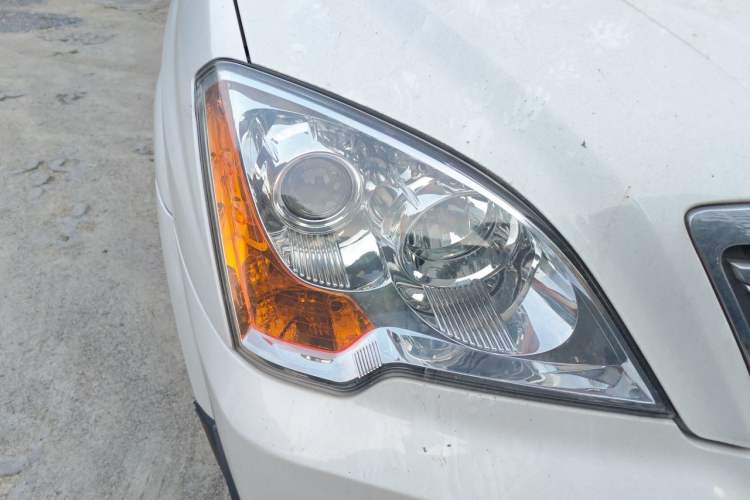Used Roewe W5 2013 1.8T 2WD Automatic Xingyu Edition Right Front Headlight