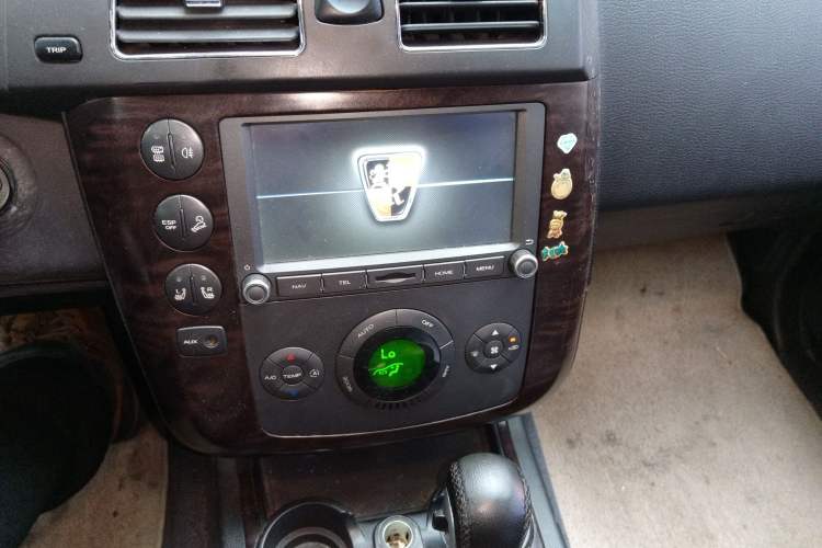 Used Roewe W5 2014 1.8T 4WD Automatic Haoyu Special Edition Audio And AC Panel