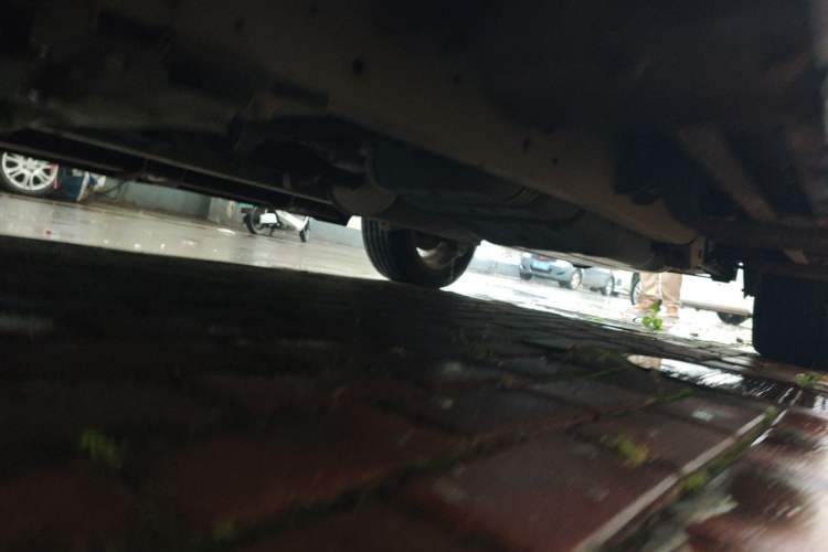 Used Roewe W5 2014 1.8T 4WD Automatic Haoyu Special Edition Chassis Front Left