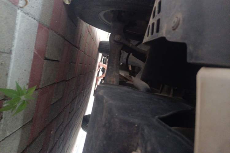 Used Roewe W5 2014 1.8T 2WD Manual Chiyu Special Edition Chassis Front Right