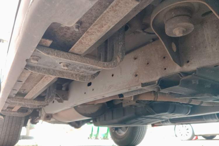 Used Roewe W5 2014 1.8T 2WD Automatic Tharu Special Edition Chassis Front Right