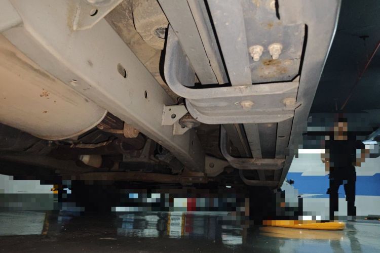 Used Roewe W5 2014 1.8T 2WD Automatic Tharu Special Edition Chassis Rear Right