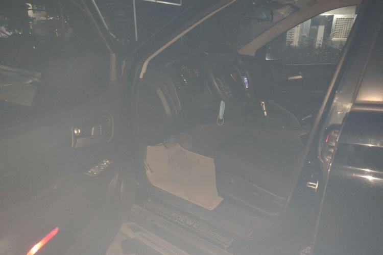 Used Roewe W5 2014 1.8T 2WD Automatic Tharu Special Edition Driver Seat