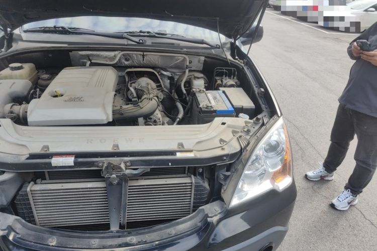 Used Roewe W5 2014 1.8T 2WD Automatic Tharu Special Edition Engine Bay Left