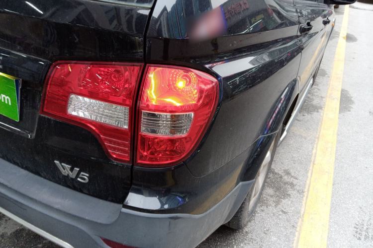 Used Roewe W5 2014 1.8T 4WD Automatic Haoyu Special Edition Exterior 3