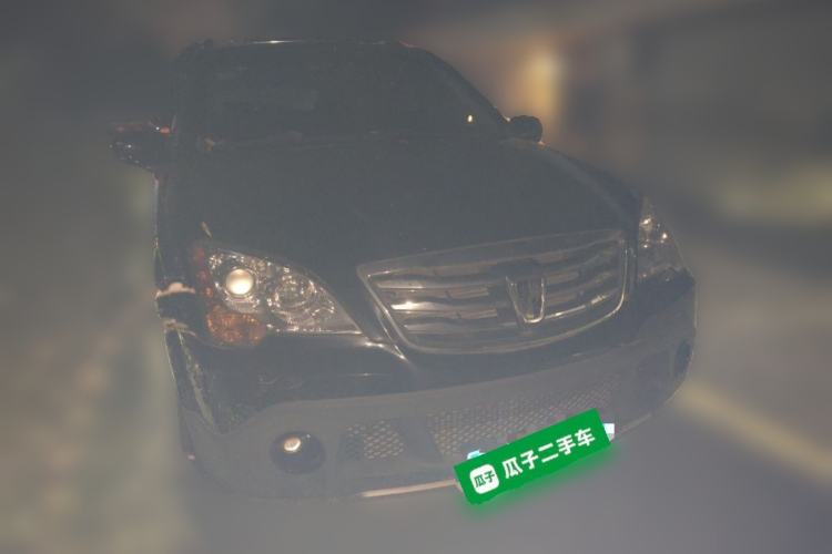 Used Roewe W5 2014 1.8T 2WD Automatic Tharu Special Edition Front Right 45 Deg