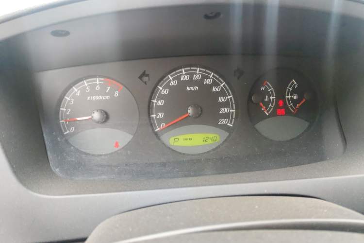 Used Roewe W5 2014 1.8T 2WD Automatic Tharu Special Edition Instrument Cluster