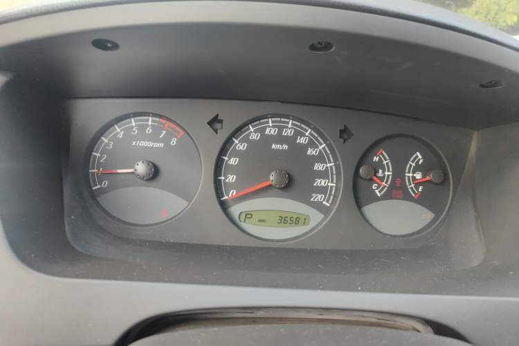 Used Roewe W5 2014 1.8T 2WD Automatic Tharu Special Edition Instrument Cluster